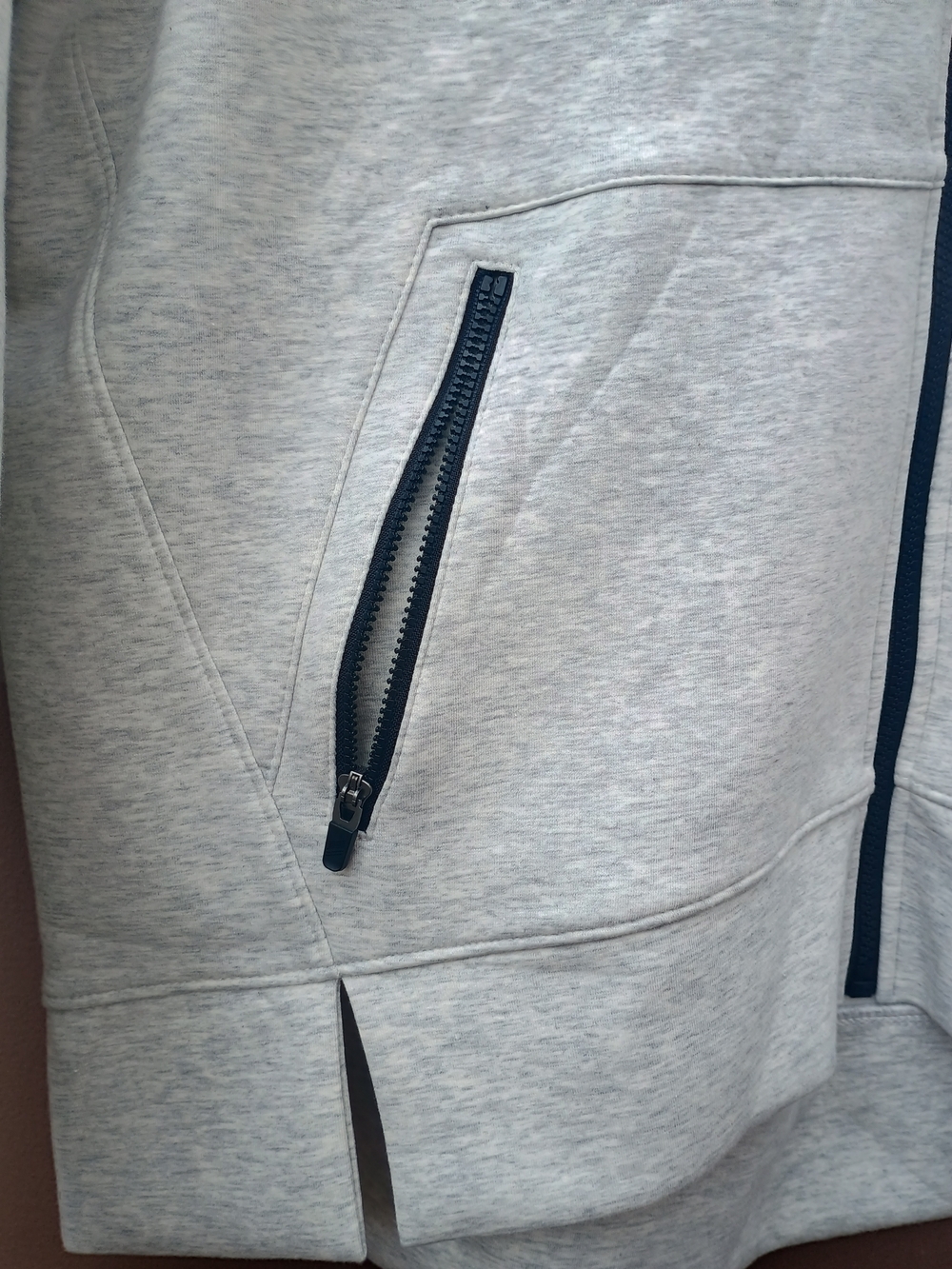 New DSG Light Gray Full-Zip Hoodie with Black Trim - Picture 3 of 4